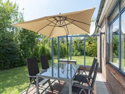 Bungalow Holiday home with enclosed garden - Outdoor photo 4