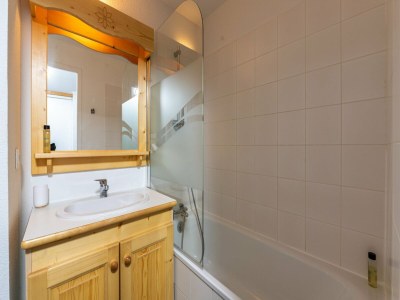 Apartment Apartment in Saint-Sorlin with Mountain Views - Features photo 12