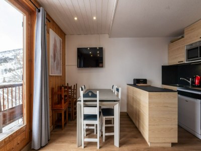 Apartment Apartment in Saint-Sorlin with Mountain Views - Features photo 15