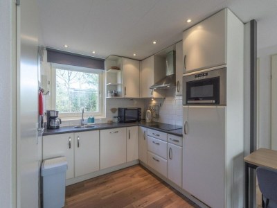 Bungalow Elegant bungalow with sauna and garden - Outdoor photo 3