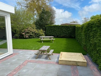 Bungalow Elegant bungalow with sauna and garden - Outdoor photo 6