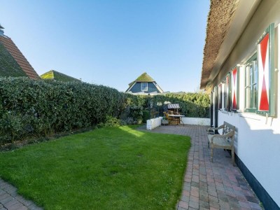 Villa Alluring Villa with sauna - Outdoor photo 3