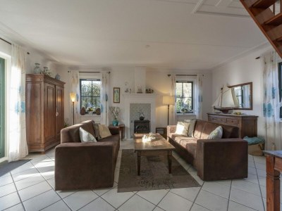 Villa Alluring Villa with sauna - Outdoor photo 4