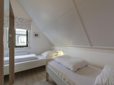 Villa Alluring Villa with sauna - Outdoor photo 23