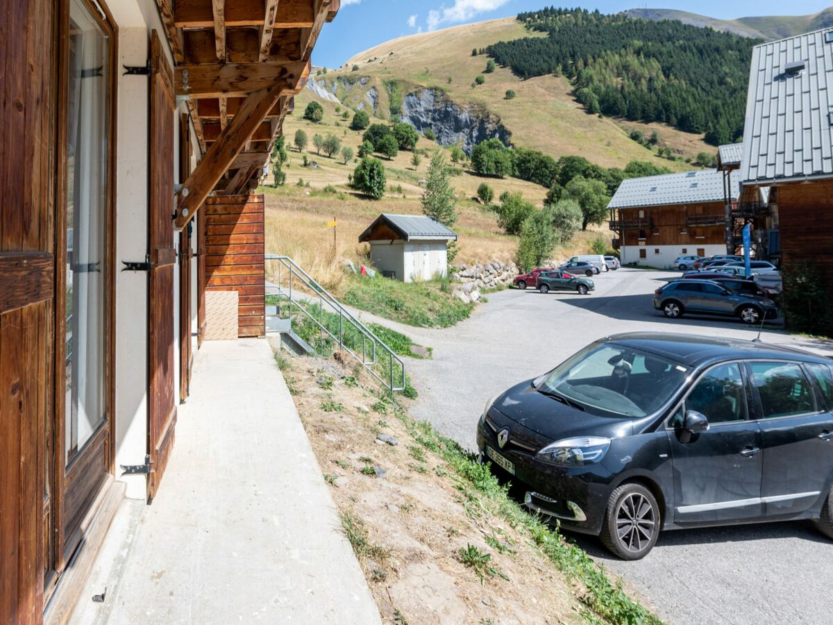 Apartment Apartment in France near Ski Resort & Center - Outdoor photo 2