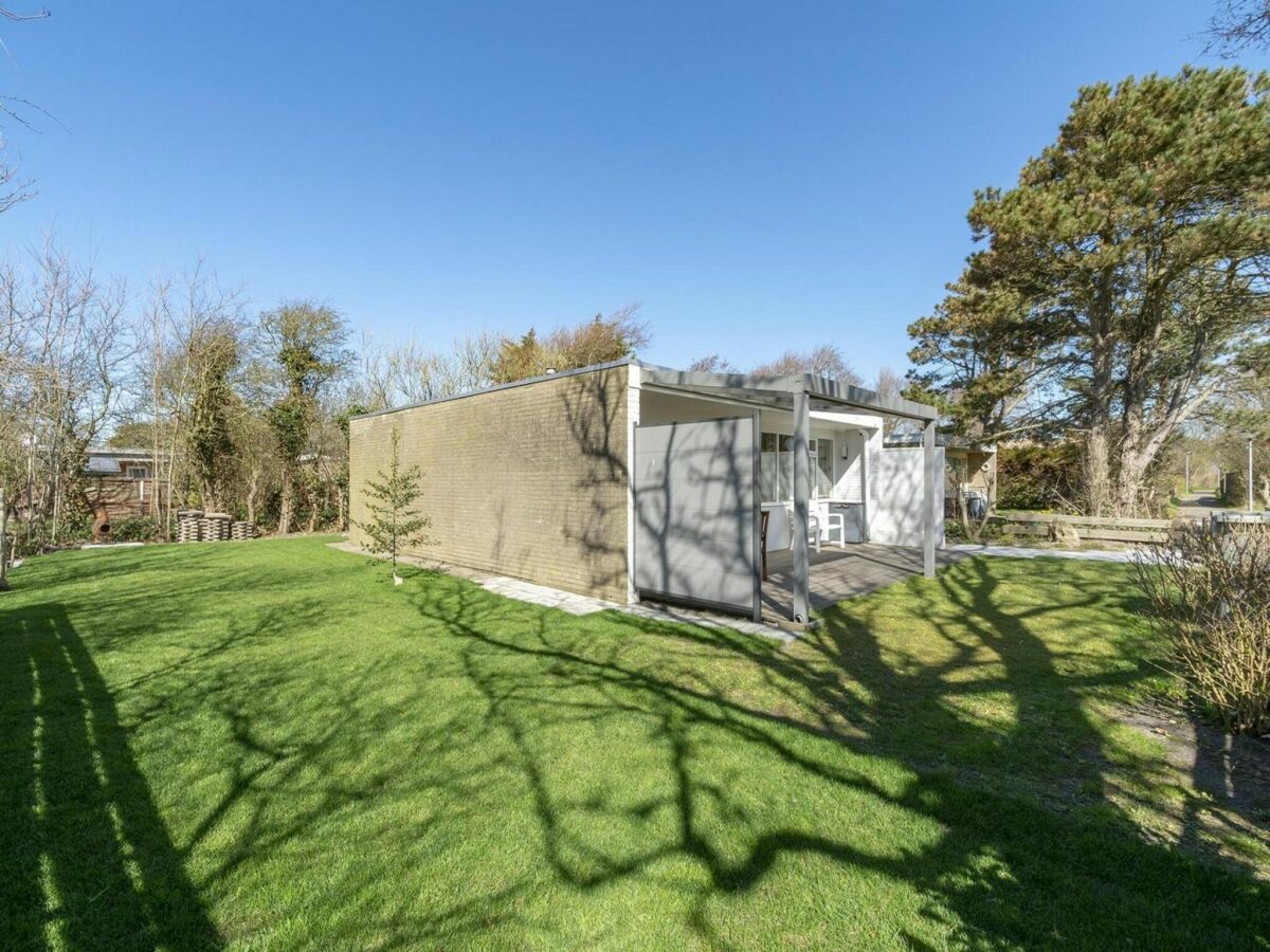 Holiday house Cozy holiday home with garden - Outdoor photo 5