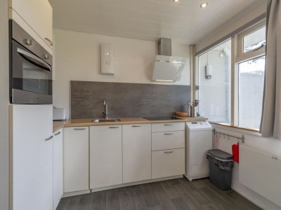 Holiday house Cozy holiday home with garden - Outdoor photo 6