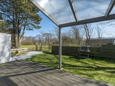 Holiday house Cozy holiday home with garden - Outdoor photo 14