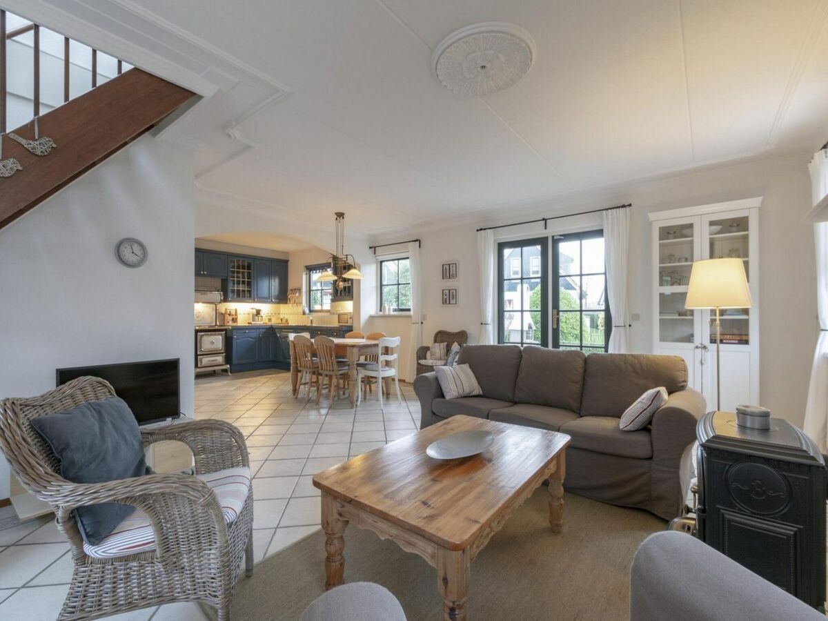 Villa Charming Villa with parasol - Outdoor photo 4