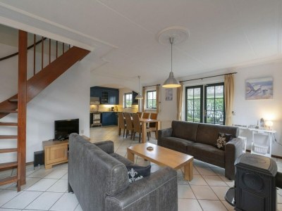 Villa Gracious holiday villa with terrace - Outdoor photo 3