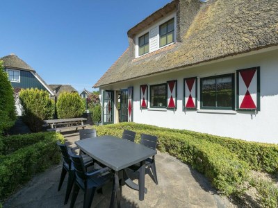 Villa Gracious holiday villa with terrace - Outdoor photo 7