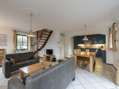 Villa Gracious holiday villa with terrace - Outdoor photo 11