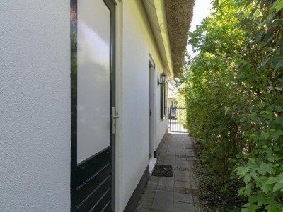 Villa Holiday villa with fenced garden - Outdoor photo 12