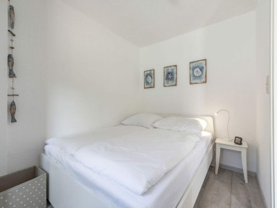 Bungalow Cozy bungalow with garden - Outdoor photo 12