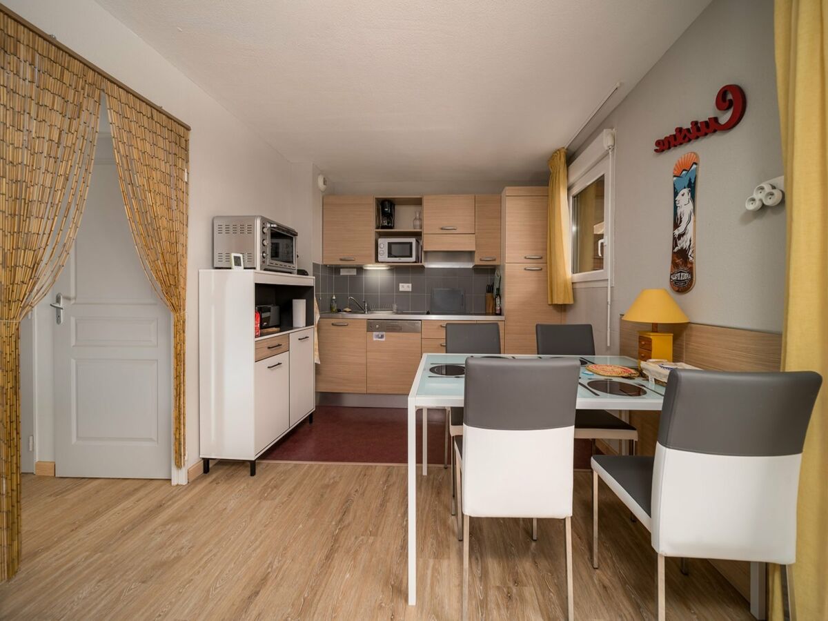 Apartment Apartment in French Alps with Heated Pool - Features photo 5