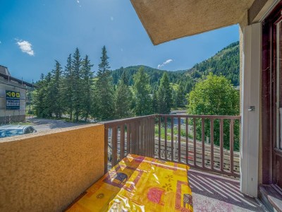 Apartment Studio in France with Mountain Views - Features photo 7