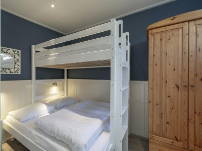 Bungalow Stylish bungalow with garden - Outdoor photo 18