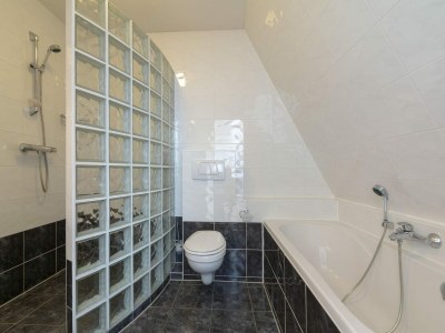 Holiday house Luxury apartment with garden - Outdoor photo 13