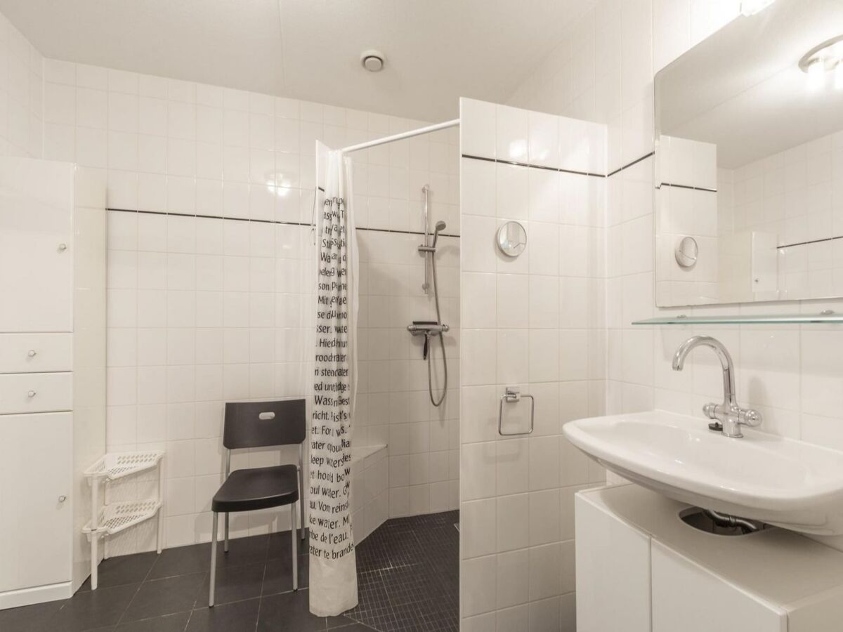 Apartment Cozy apartment with balcony - Outdoor photo 4