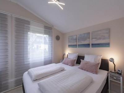 Bungalow Holiday home in Callantsoog with patio - Outdoor photo 6