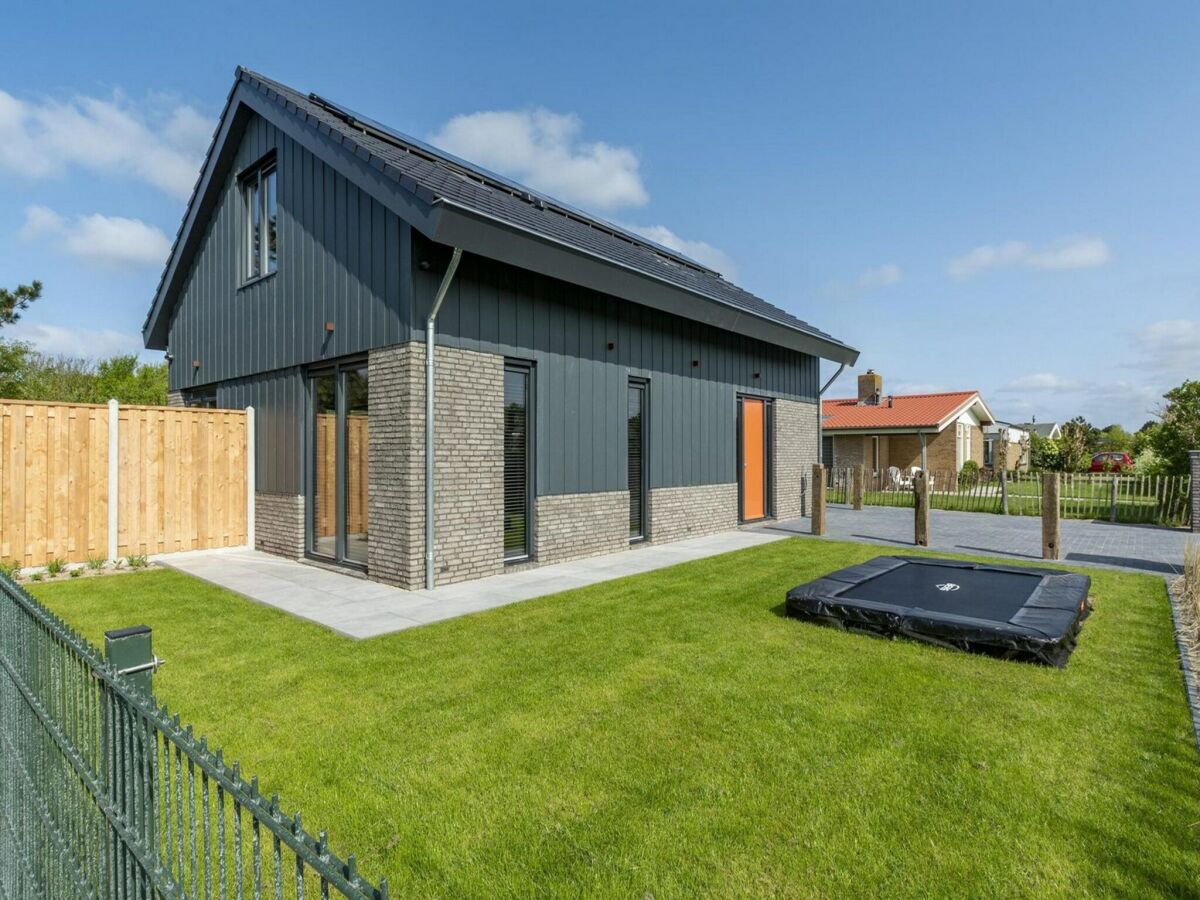 Villa Relaxing villa with sauna - Outdoor photo 2