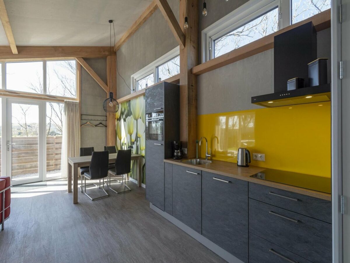 Bungalow Gorgeous Holiday home with patio - Outdoor photo 5