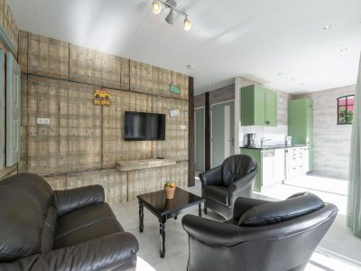 Holiday house Pleasant Holiday home with garden - Outdoor photo 4