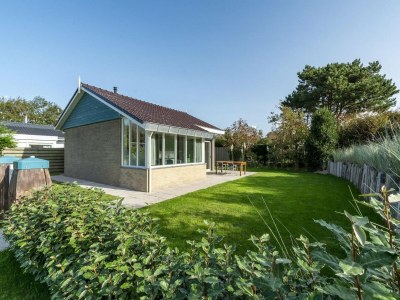 Holiday house Pleasant Holiday home with garden - Outdoor photo 18