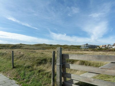 Apartment Cozy apartment near the sea - Outdoor photo 2