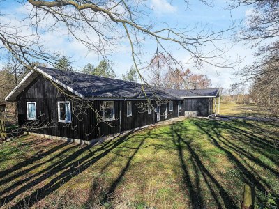Holiday park Ferienhaus mit Gemeinschaftsküche und -bad in Læsø - Outdoor photo 13