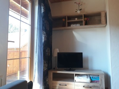 Apartment Beautiful apartment with balcony - Features photo 11