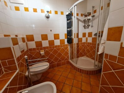 Apartment Beautiful apartment with balcony - Features photo 18