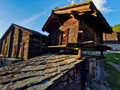 Holiday apartment Gspon-Ferienwohnung M. Schmid - Environment photo 27