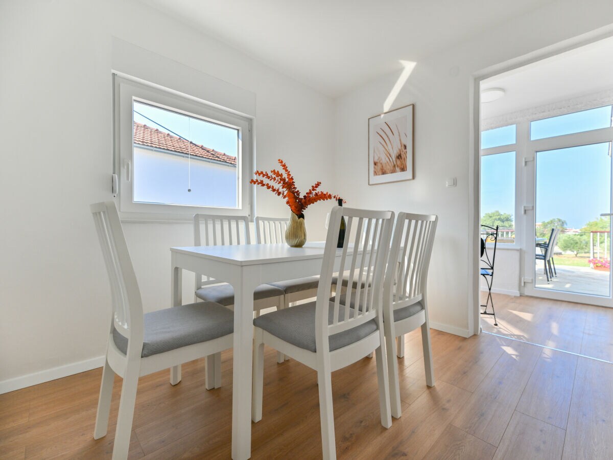 Apartment Apartment Lerocco - Features photo 3