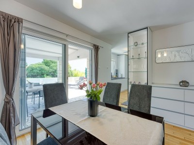 Villa - Breeze Holiday Home - Sea View - Features photo 23