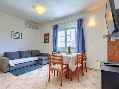 Apartment Nino with Shared Pool - Apartment Nino A2 with Garden View - Features photo 15