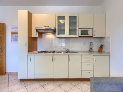 Apartment Nino with Shared Pool - Apartment Nino A2 with Garden View - Features photo 19