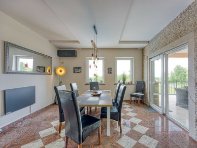 Villa - Villa Ravina - Features photo 27