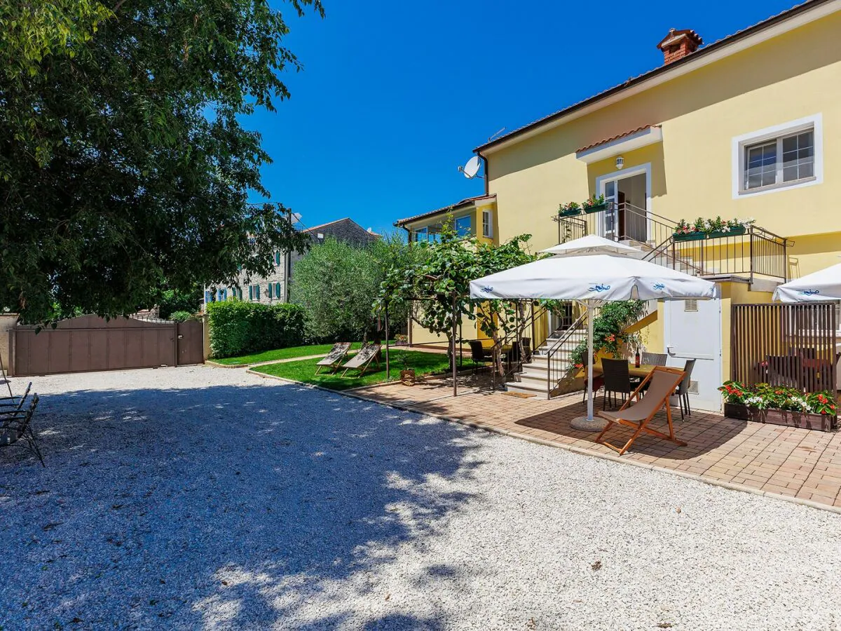 Apartment Nino with Shared Pool - One-Bedroom  A3 with Terrace - Outdoor photo 5