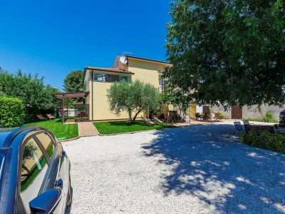 Apartment Nino with Shared Pool - One-Bedroom A1 with Balcony - Outdoor photo 6