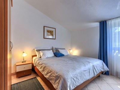 Apartment Nino with Shared Pool - One-Bedroom A1 with Balcony - Features photo 23