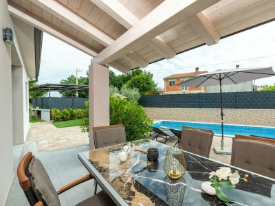 Villa - Villa Ajlin with Private Pool - Outdoor photo 7