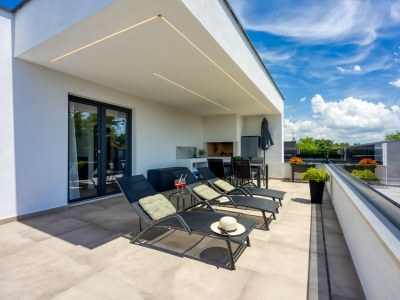 Apartment - App Ana with Shared Pool and Jacuzzi - Outdoor photo 6