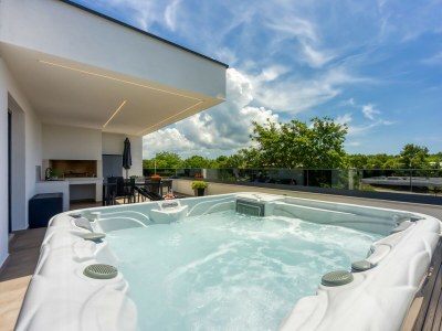 Apartment - App Ana with Shared Pool and Jacuzzi - Outdoor photo 7