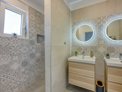 Apartment - App Ana with Shared Pool and Jacuzzi - Features photo 33