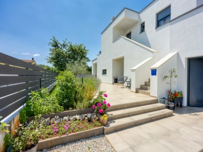 Apartment - App Ana with Shared Pool and Jacuzzi - Features photo 36