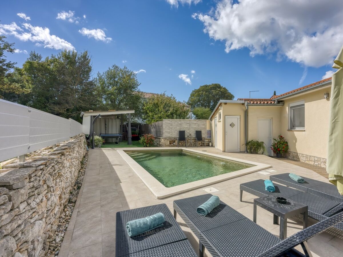 Holiday house - Casa Mare in Kacana - Outdoor photo 2