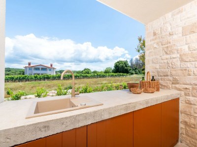 Villa - Lazy Olive - Features photo 16