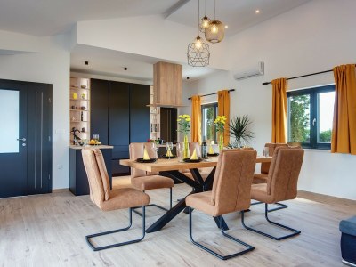 Villa - Villa Radola with Heated Pool - Features photo 14