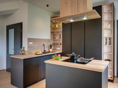 Villa - Villa Radola with Heated Pool - Features photo 18